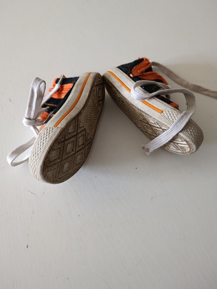 Converses pointure 21 - photo numéro 2