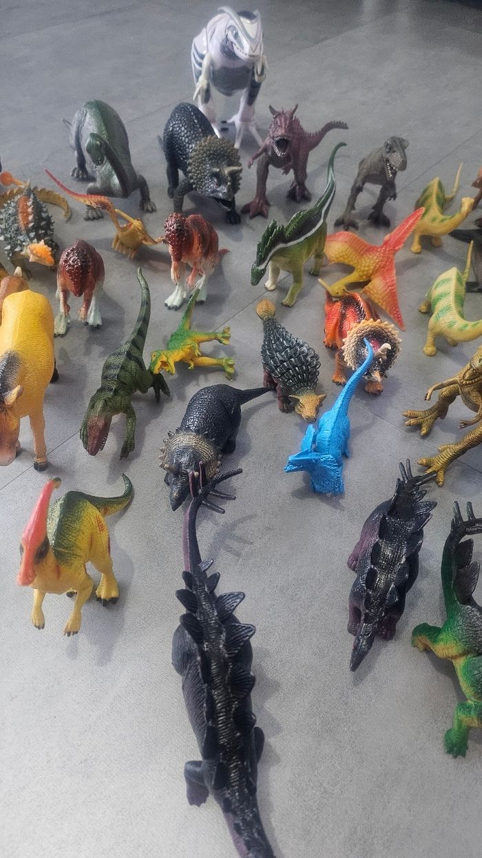 Lot dinosaures - photo numéro 3