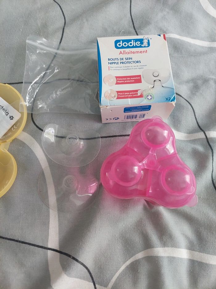 Lot de bouts de sein - photo numéro 3