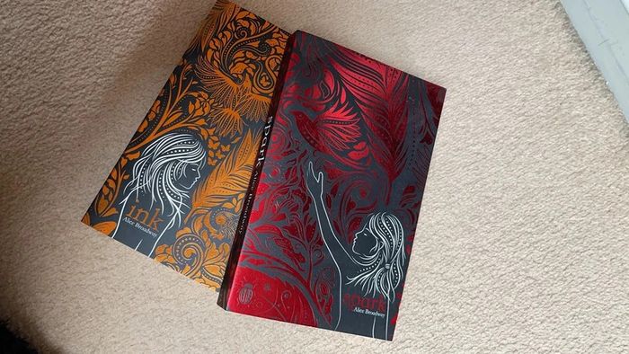 Book set from Alice Broadway