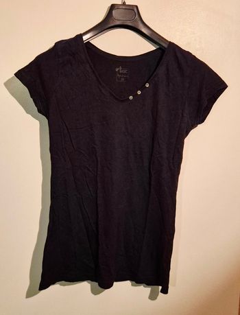 T-shirt noir col en V avec boutons nacrés - Taille T3 (L)