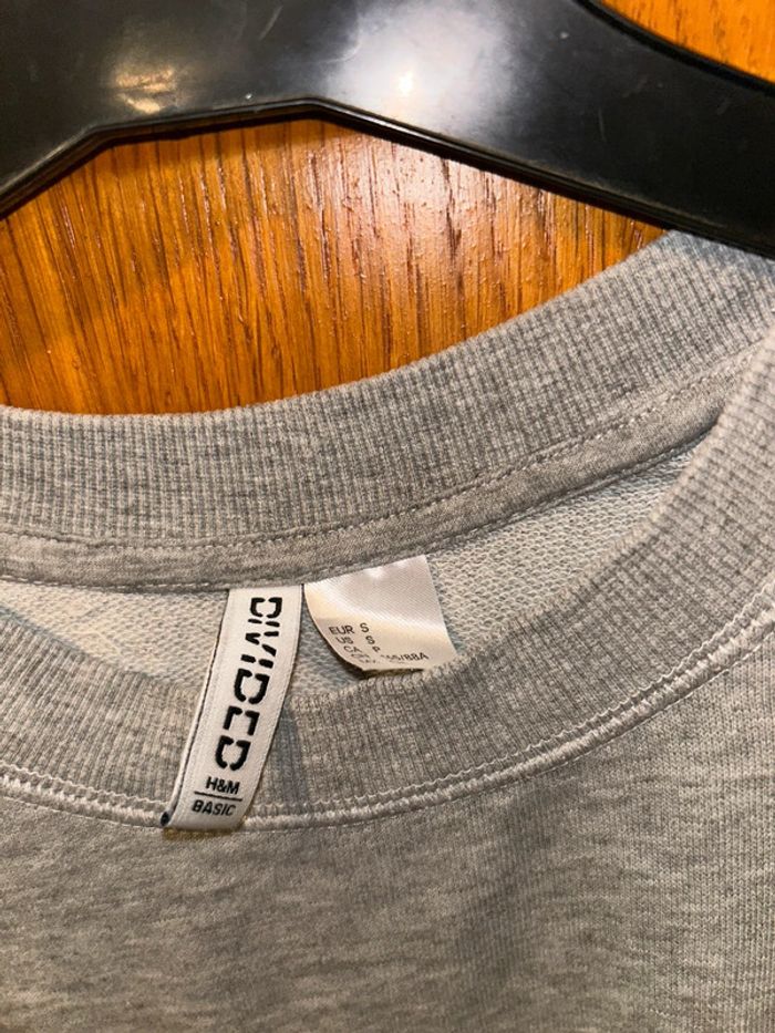 Sweat gris - photo numéro 2