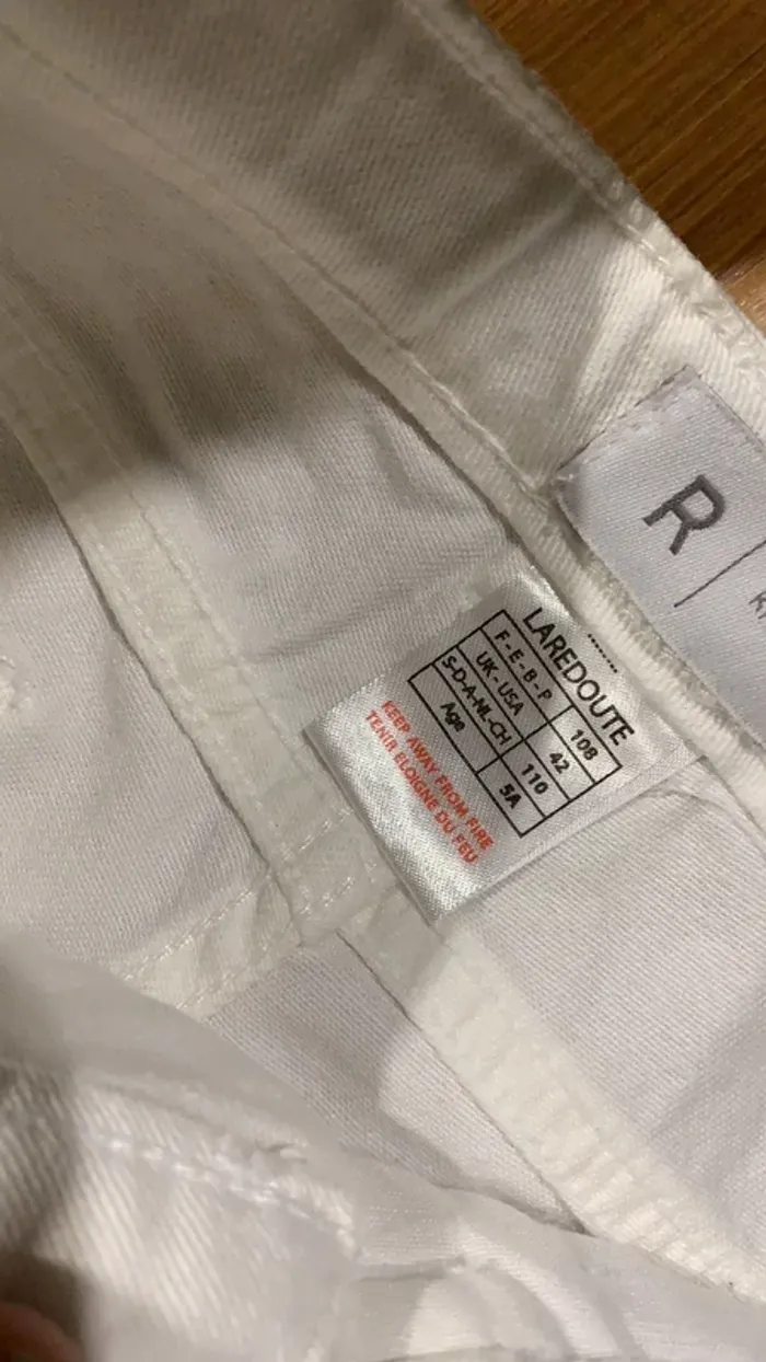 Jeans blanc 5 ans - photo numéro 4