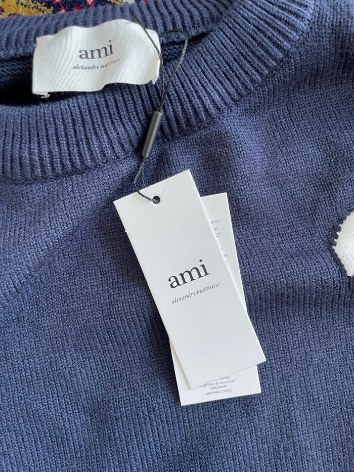 Pull Ami bleu marine taille M - photo numéro 2