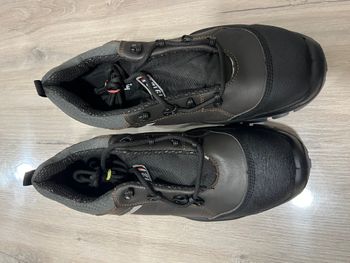 Chaussure basse de sécurité 43