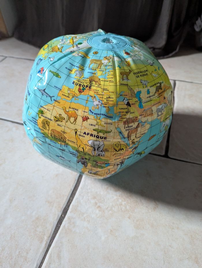 Globe gonflable - photo numéro 4