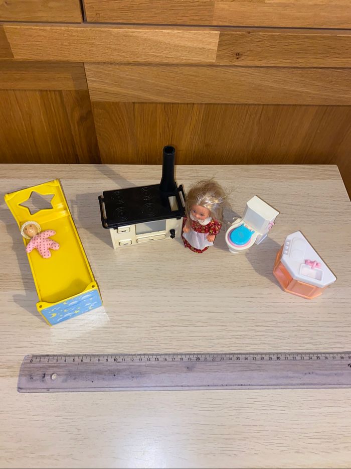 Poupée jouet delavennat glady Sonia cuisinière lit barbie Shelly nursery training pot 1996 - photo numéro 5