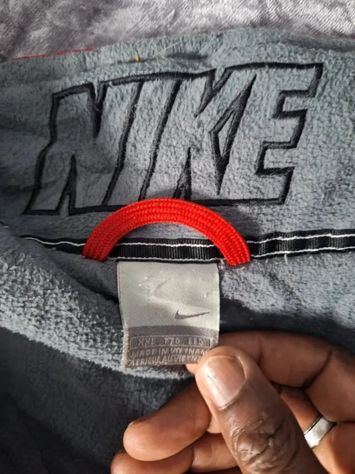 Blouson vintage nike homme rouge taille 2XL brodé (254) - photo numéro 15