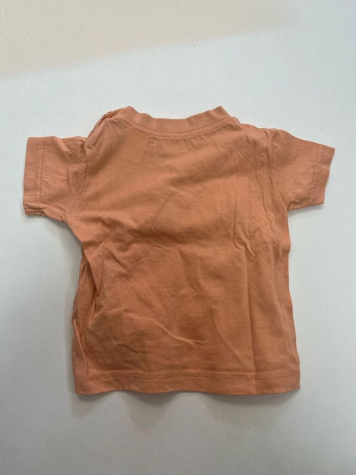 Lot t shirt et polo 6 mois - photo numéro 4