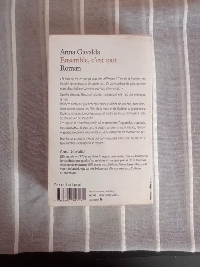 Ensemble c'est tout - photo numéro 2