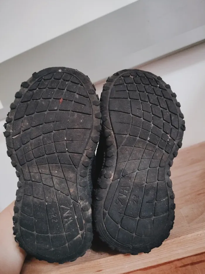 Baskets noires Zara - photo numéro 4