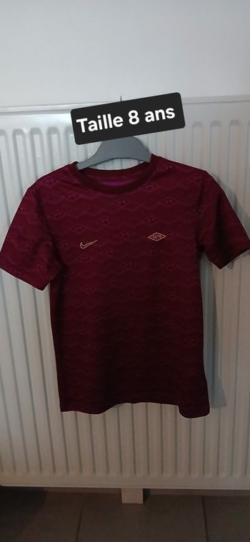 Tee-shirt garçon Taille 8 ans marque Nike 