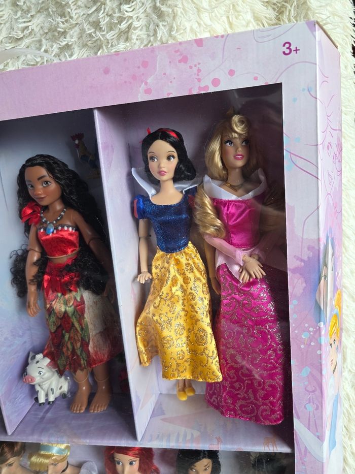 Poupee barbie disney princesse mulan raiponce vaiana blanche neige aurore jasmine belle cendrillon ariel pocahontas tiana disneyland paris - photo numéro 3