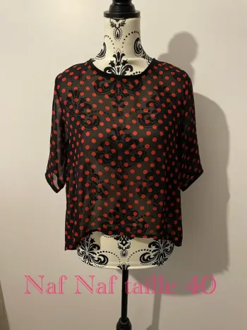 Blouse manches 3/4 en voile noir à pois rouge Naf Naf taille 40