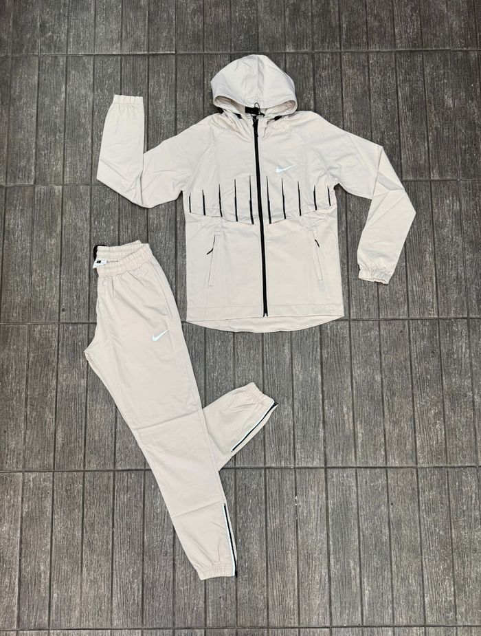 Nike division - photo numéro 6