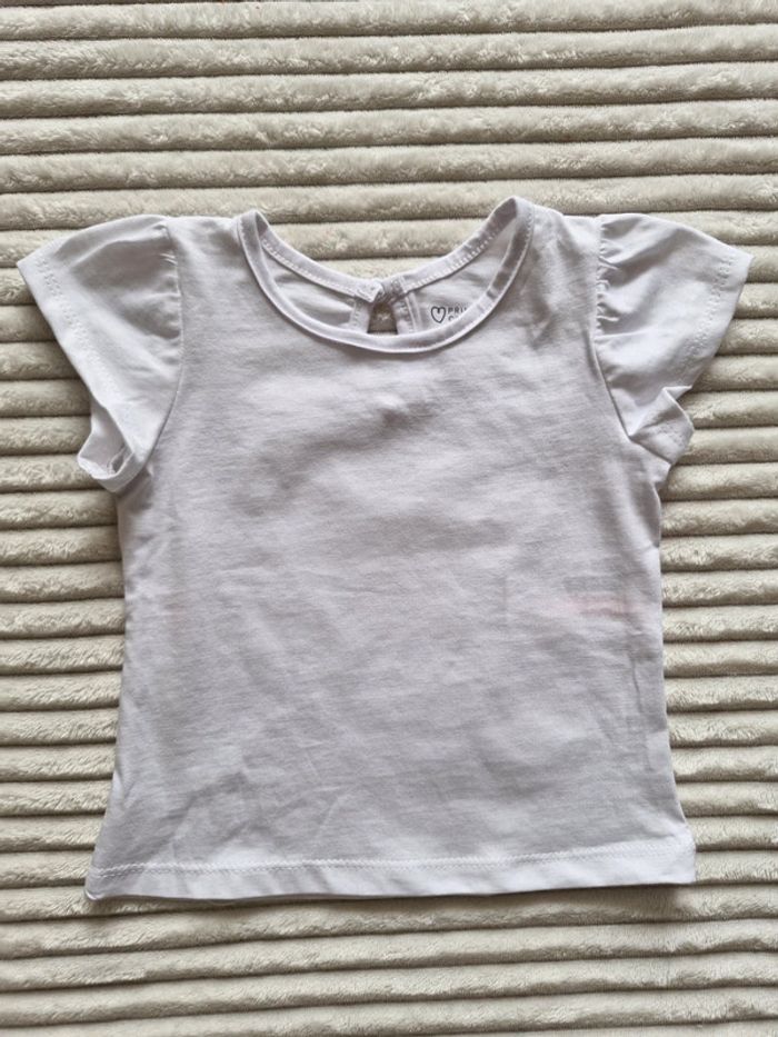 T shirt 6-9m