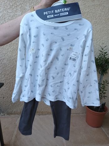 Pyjama 24 mois 2 pièces petit bateau neuf