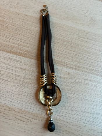 Collier marron et doré