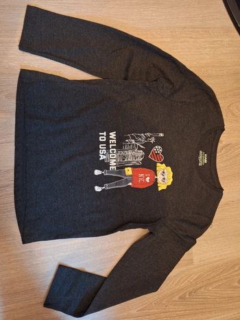 Tee-shirt gris foncé
