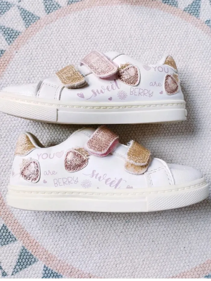Lot de 2 paires de baskets T26 Bon État - photo numéro 11