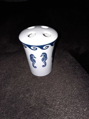 Porte brosse a dents