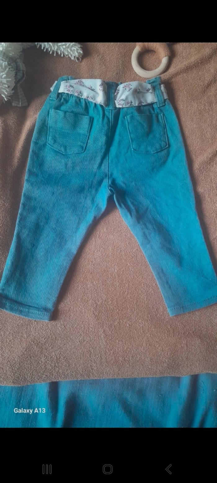 Jeans 12 mois - photo numéro 3