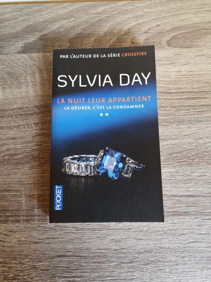 Livre romance La nuit leur appartient de Sylvia day