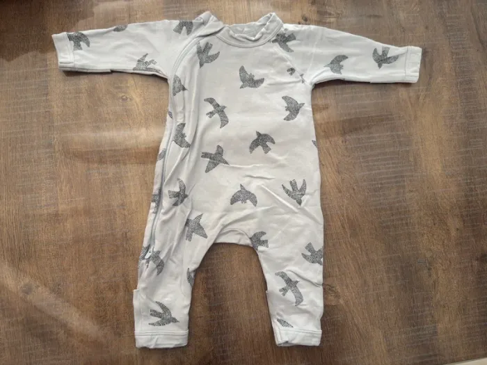Pyjama dim bébé
