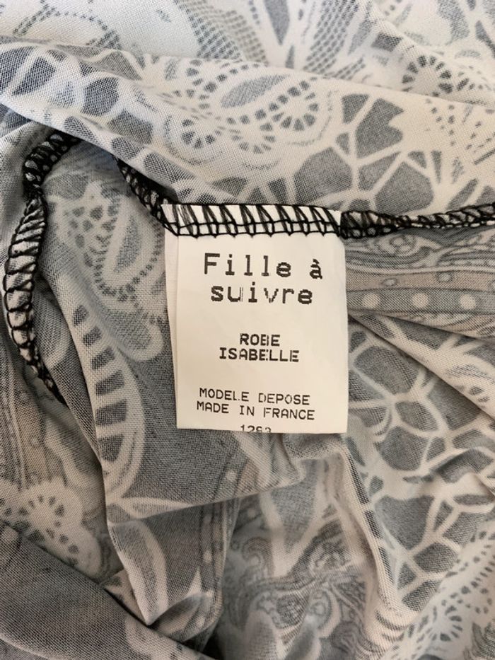 Robe Fille à Suivre Taille 40 - photo numéro 4