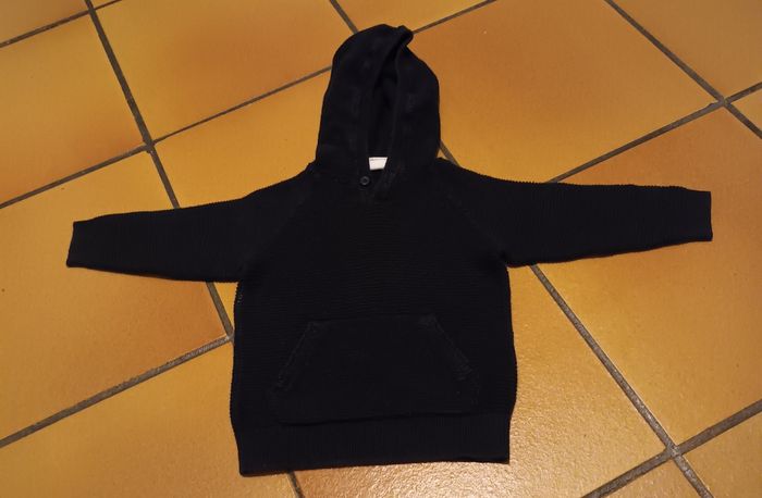 Pull à capuche 6 9 mois H&M avec poche kangourou