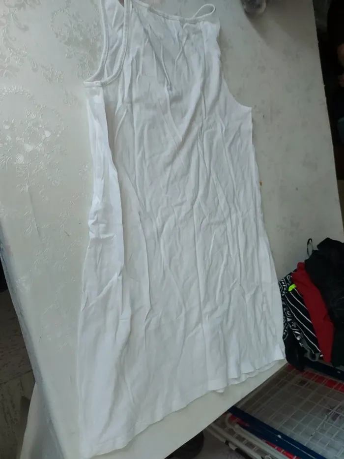 Robe légère blanche - photo numéro 3