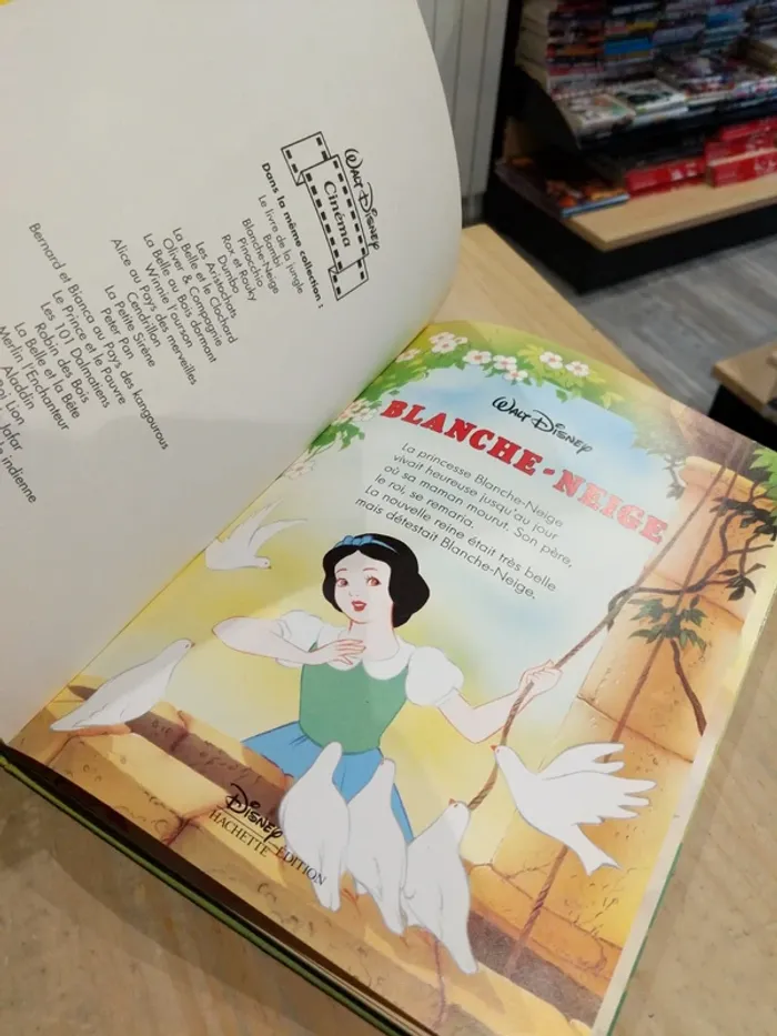 Blanche-Neige Walt Disney Cinéma - photo numéro 3
