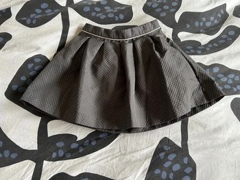 Jupe okaidi avec motif argenté 6 ans