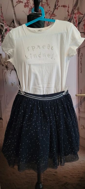 Ensemble jupe et Tee-shirt 8 ans