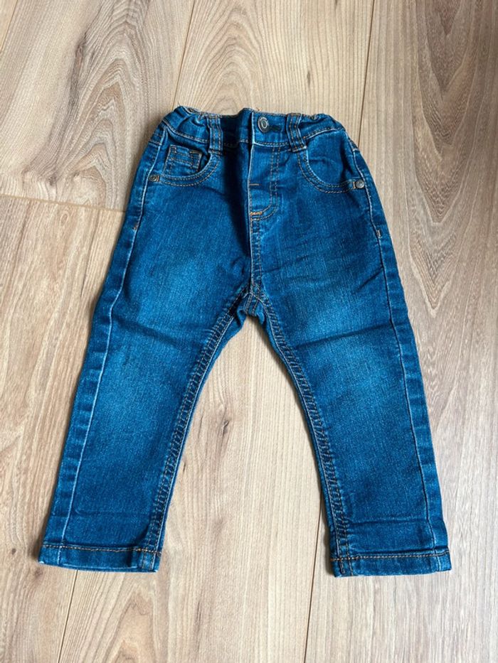 Jean 12 mois