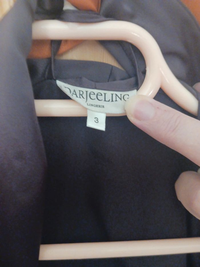 Kimono satin et nuisette femme taille 44 Darjeeling Neuf - photo numéro 3
