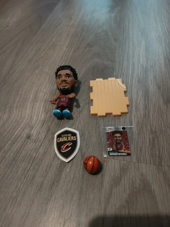 Figurine Donovan Mitchell neuf - Zuru NBA Ballers
