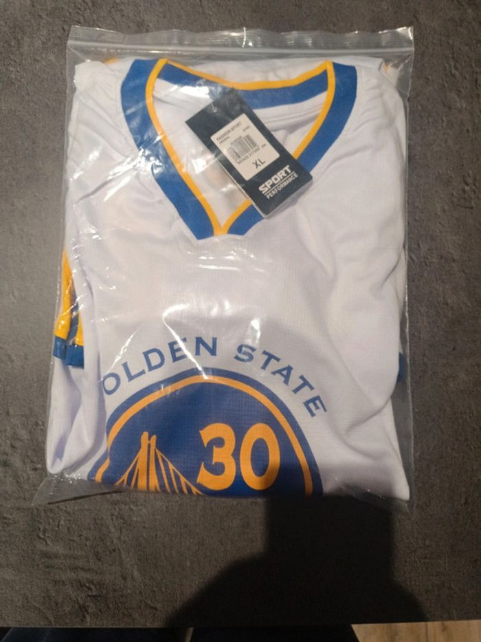 Tenue NBA golden state warriors Stephen Curry blanc. T.XL - photo numéro 5