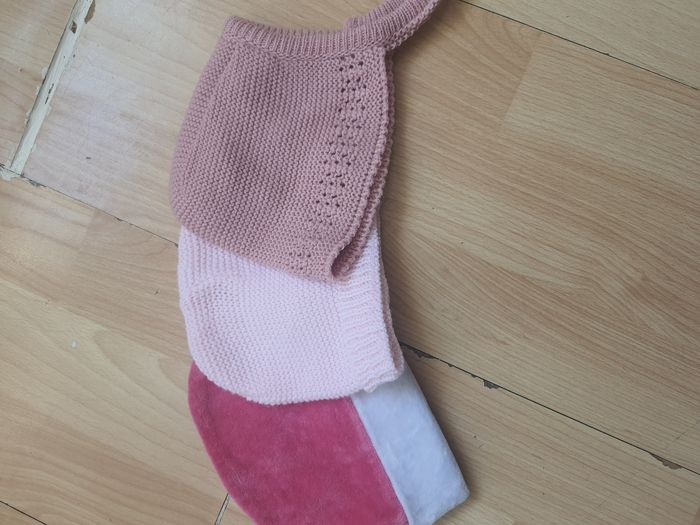 Lot de bonnets - photo numéro 2