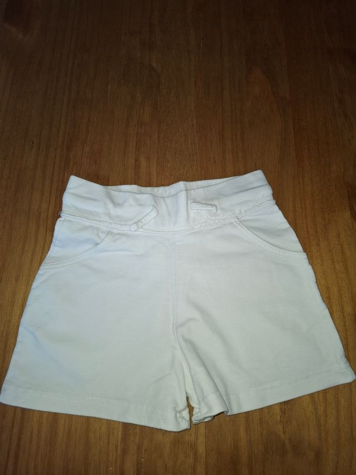 Short blanc 8 ans