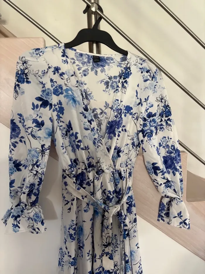 Robe longue fleurit - photo numéro 2