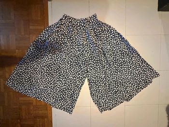 Jolie pantalon large femme T36/38 neuf