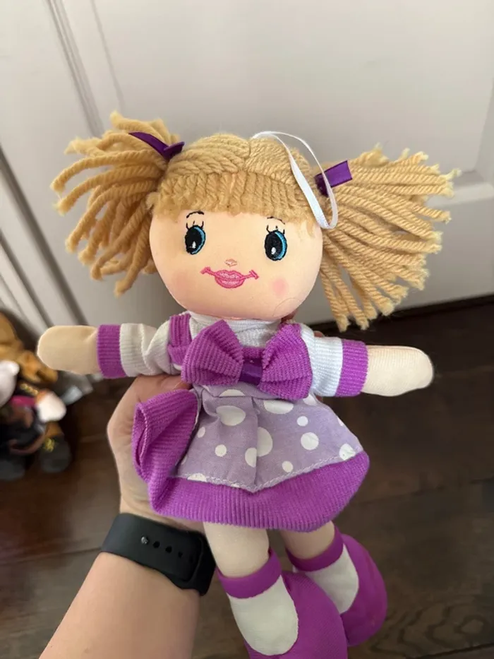 Poupe peluche - photo numéro 3