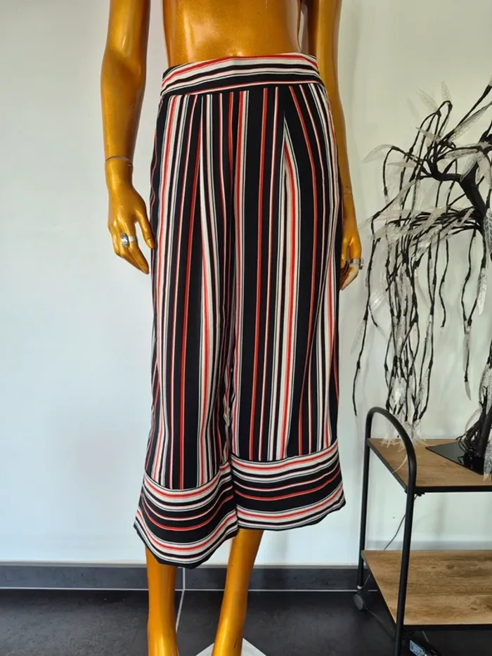 Pantalon Court Arlequin Large Noir Femme Taille M/38