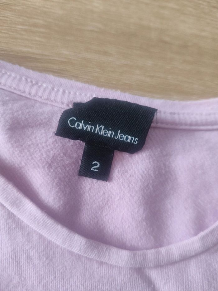 Top Calvin klein 2 ans - photo numéro 3