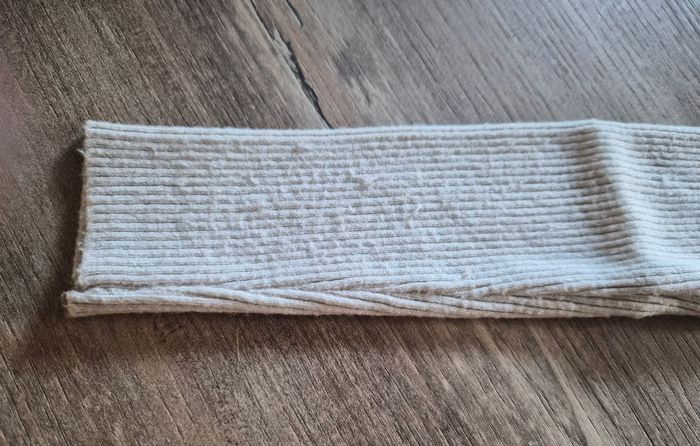 Pull court strass - photo numéro 6