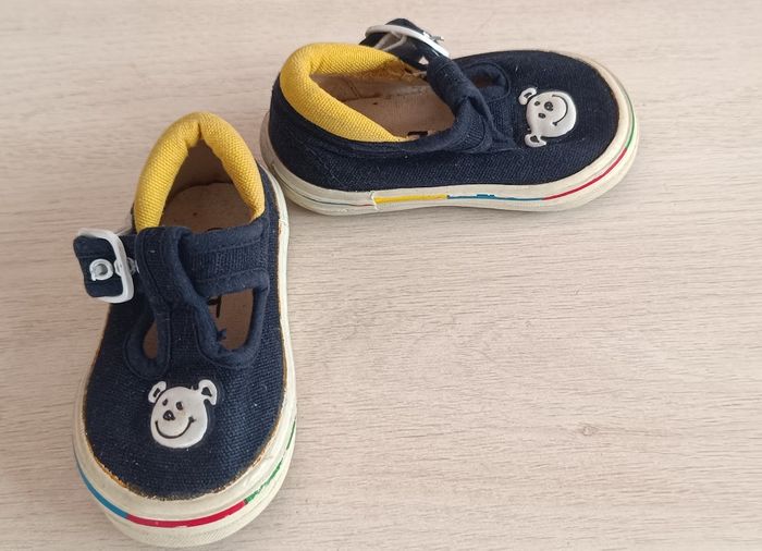 Lot de 2 paires de chaussure bébé taille 18 TEX et OUI-OUI - photo numéro 3