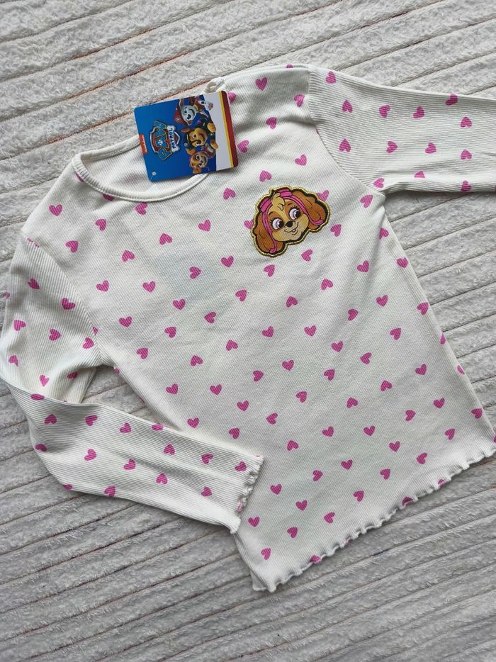 Top manches longues pat patrouille neuf avec étiquette taille 6 ans