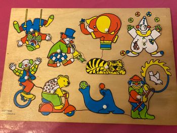 Puzzle encastrement les clowns