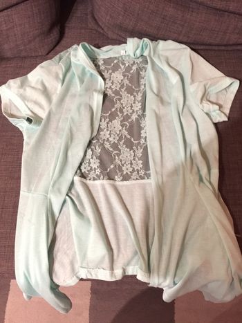 T shirt avec dentelle